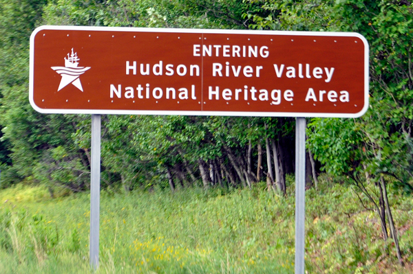 entering Hudson River Valley sign